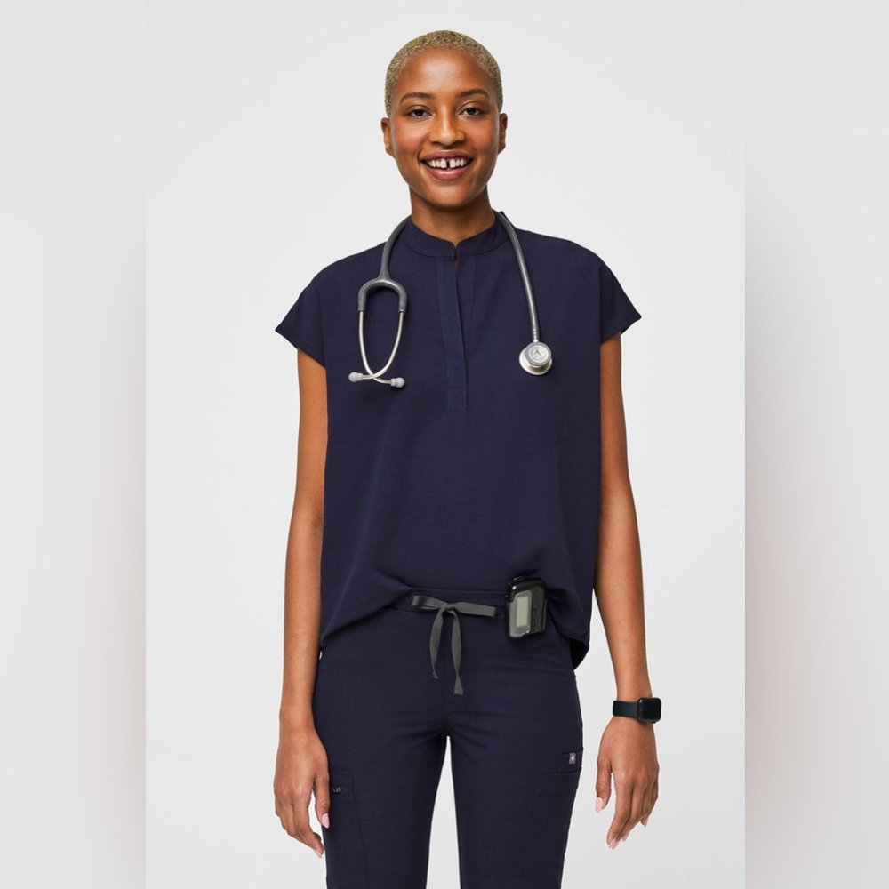 Navy FIGS Rafaela Tops, size XS.